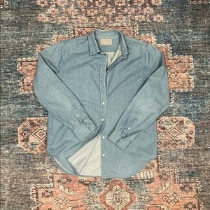 Everlane Relaxed Denim Shirt - Size 6